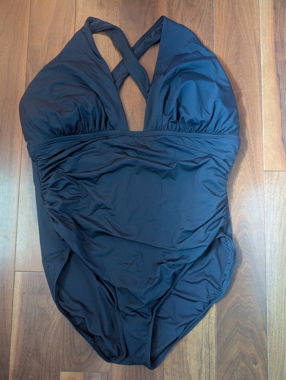 Michael Kors Navy Keyhole Tummy-Control One-Piece Swimsuit Size 22W